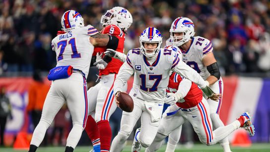 Photos: Adam Richins' top shots from Patriots-Bills 12.1.22 taken at Gillette Stadium (Patriots)